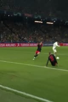 23.24赛季欧冠D组第4轮 萨尔茨堡红牛VS国米